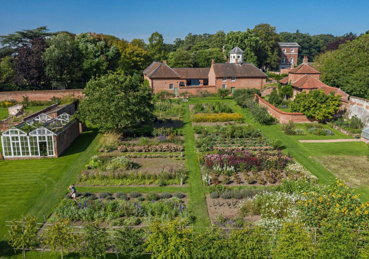 Villa Wolterton Hall Itteringham Exterior foto
